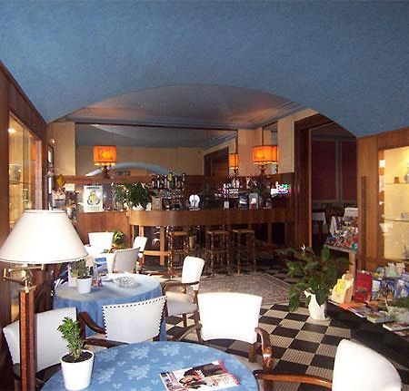 Terminus Hotel ตูร์ ร้านอาหาร รูปภาพ